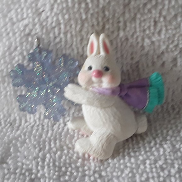 Hallmark Miniature Set of Three Ornaments, 2002, in box - Picture 2 of 7